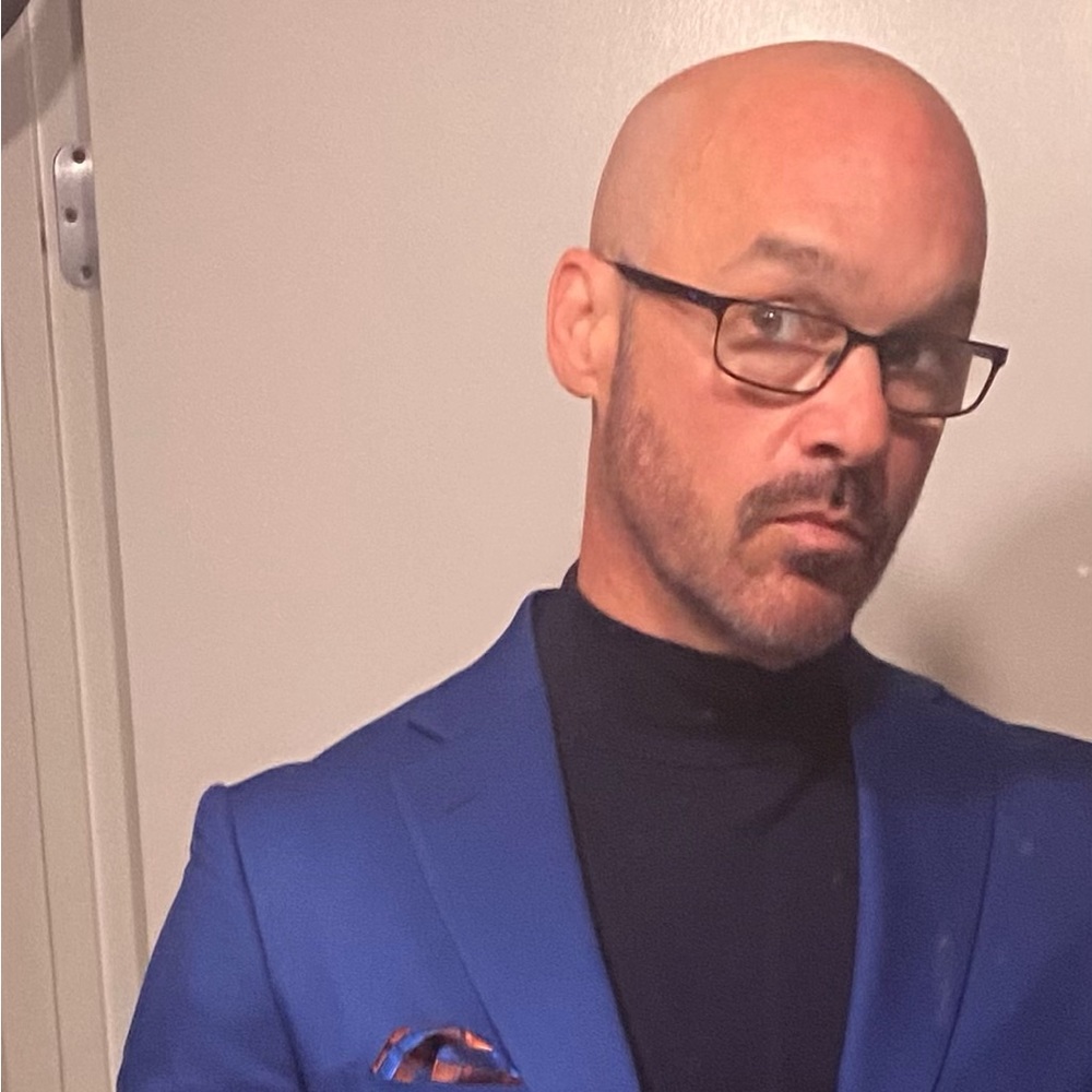 Meet your Posher, Eric
